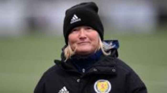 Hamill 'privileged' to lead Afghan women's refugee team