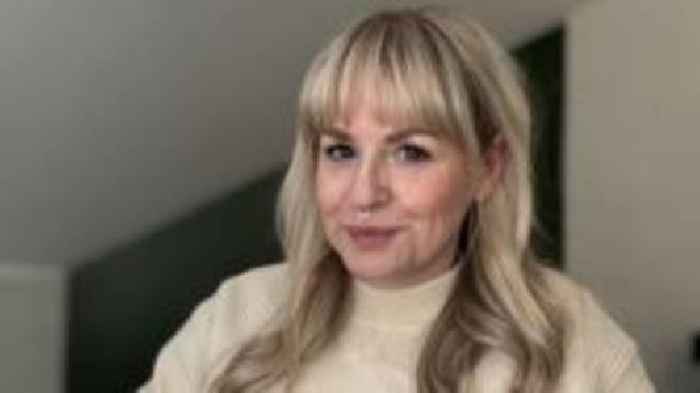 'Embarrassing' experience for wheelchair user on plane