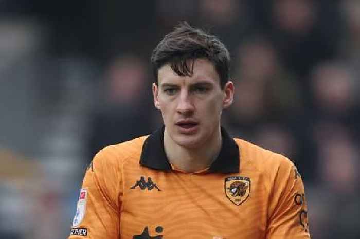 Hull City stalwart completes transfer to Championship rivals with new man set to sign