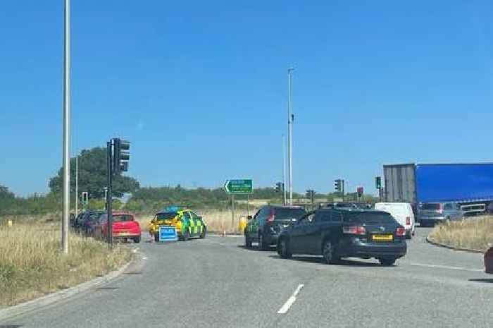 Live: Major road near golf club shut by crash