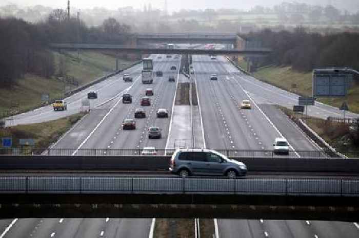 M5 services cash machines dragged away by group who fled 'wrong way'
