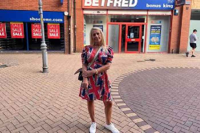 Woman in Union Jack dress turned away from Wetherspoon as pub bans flags amid protest
