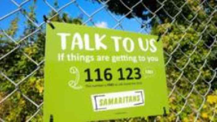 Samaritans to close more than 100 branches