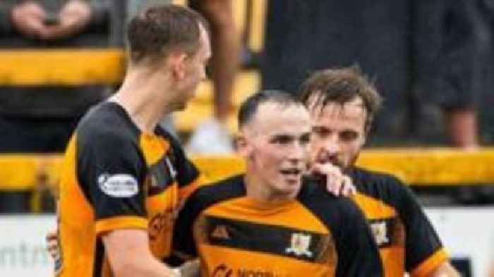 Third-tier Alloa qualify in Premier Sports Cup