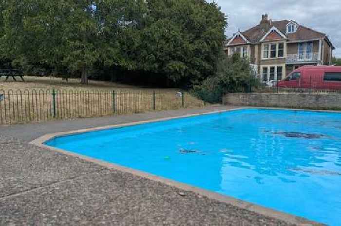 Bristol's pretty Victorian park with a massive paddling pool and plenty of shade