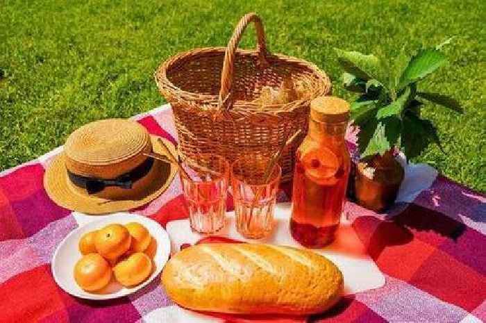 Five foods to eat during heatwave to cool body down as temperatures set to soar