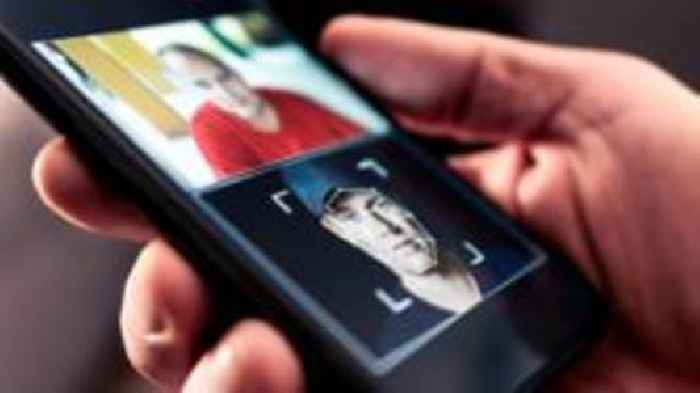 Undeb addysg yn poeni am blant yn defnyddio technoleg deepfake