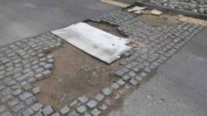 Driver says pothole left him with £1,000 bill