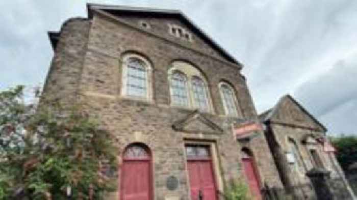 Bid to save Cwm Rhondda chapel raises cash to buy building