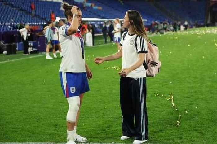 Lucy Bronze shows colours with touching moments after broken tibia admission