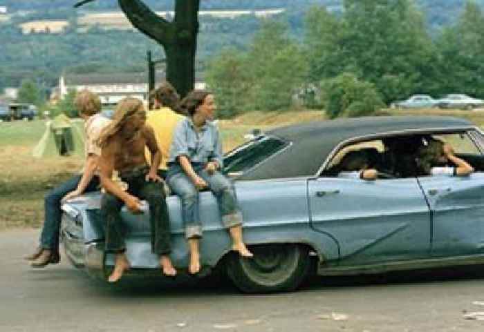 30 Photos Of The Best Life In 1973