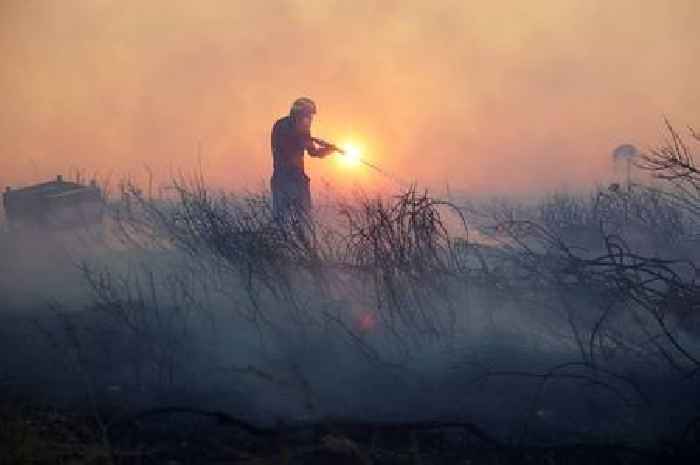 Travel warning as Greece's extreme heat leads to closure and wildfire dangers