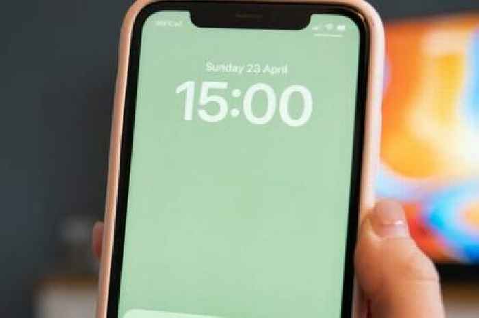 UK emergency alert update as text sent to every mobile phone in England