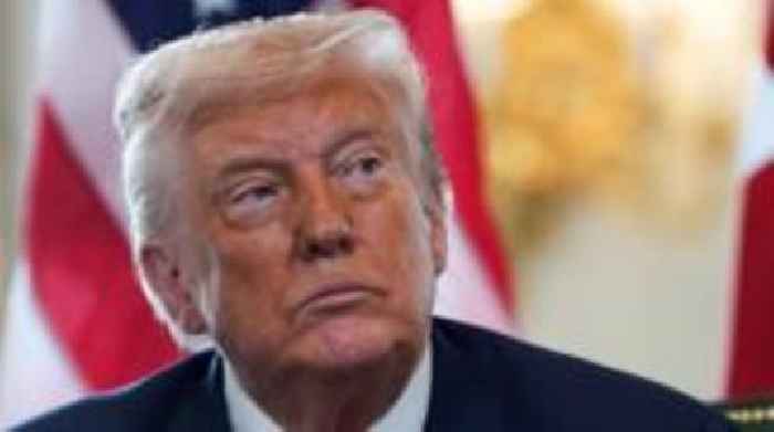 Trump takes another swipe at London's mayor