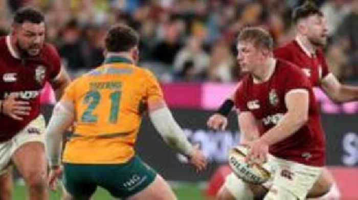 World Rugby boss rejects Schmidt's clearout claim