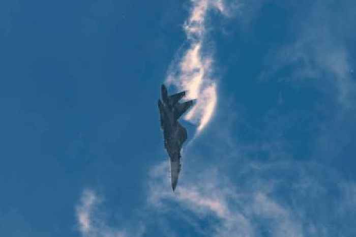 Sell-out Farnborough International Airshow boosted by Airbus and Boeing deals