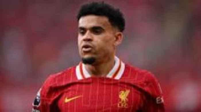 Bayern Munich sign Liverpool winger Diaz for £65m