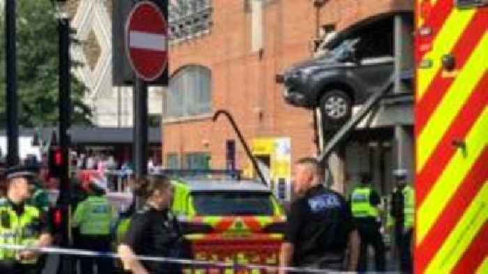 Vehicle left dangling after parking car-tastrophe