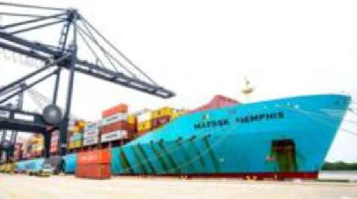 US economy grows after swing in imports
