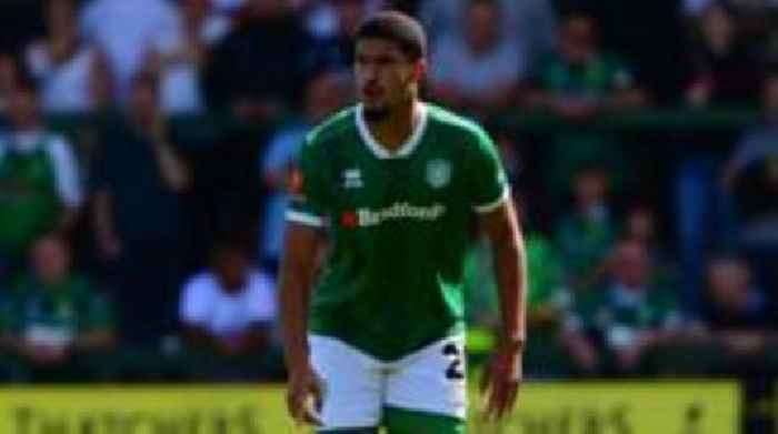 Anderson and Araoye sign new deals