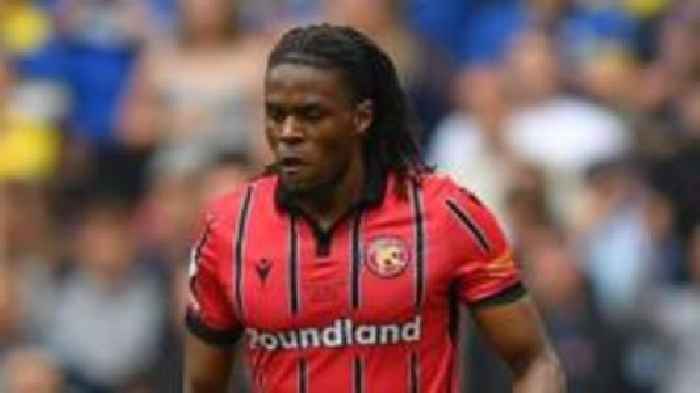 Asiimwe signs Charlton deal and joins Dons on loan