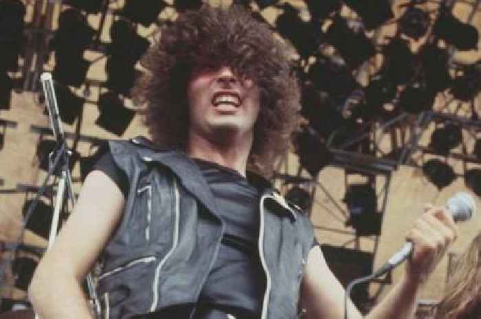 Iron Maiden's original singer dies as stars pay tribute