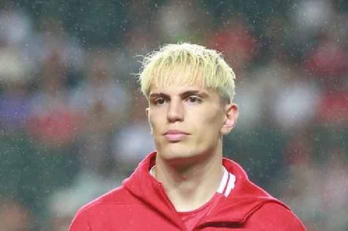 Alejandro Garnacho to Chelsea transfer truth as Enzo Maresca dream squad with Xavi Simons revealed