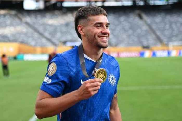 Chelsea in talks to complete 10th transfer deal after repercussions from £90m double signing