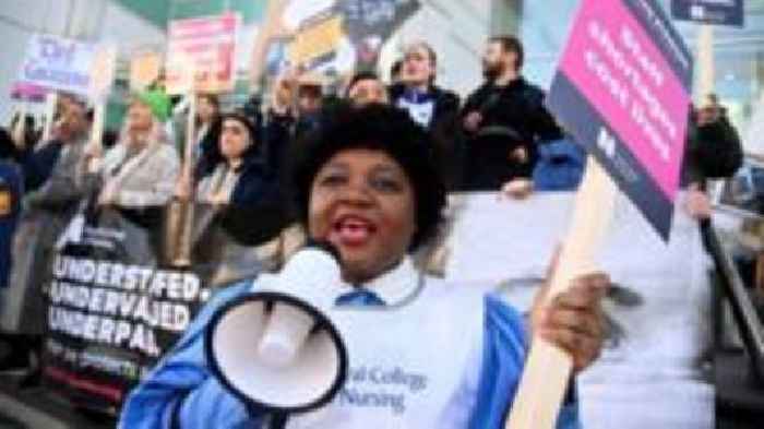 Boost our pay or risk strike action, nurse leaders warn