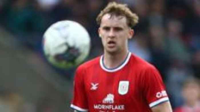 Defender Williams entitled to assess options - Bell