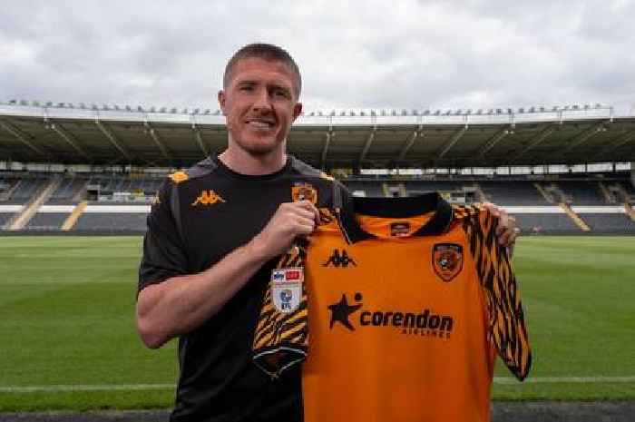 Hull City sign ex-Sheffield United and Rangers star in major transfer boost