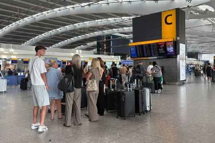 Air traffic control glitch that grounded Gatwick flights was caused by radar problem