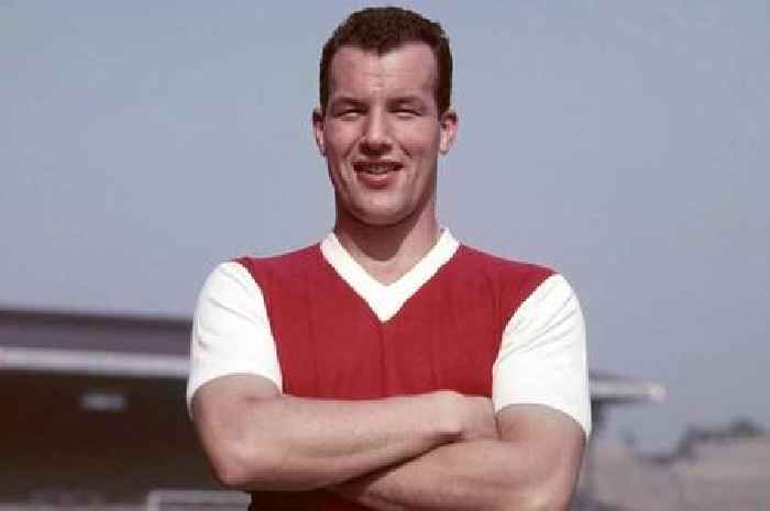 Chelsea and Spurs wanted me but I joined Arsenal - it was the most terrible decision