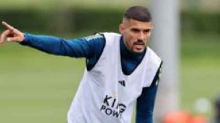 Wrexham set to sign Coady from Leicester