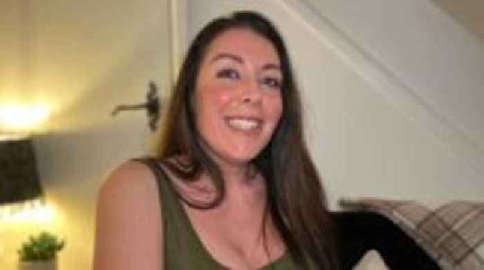 Cancer survivor says smear test move 'horrendous'