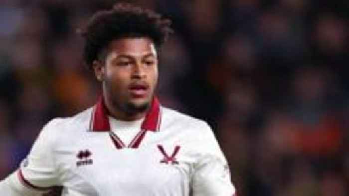 Derby sign former Sheffield United striker Brewster