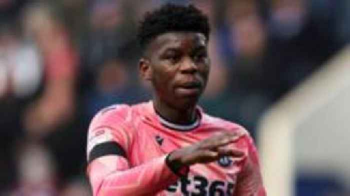 Stoke midfielder Sidibe joins Dutch champions PSV