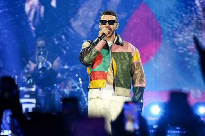 Lyme disease symptoms as Justin Timberlake battles 'debilitating' illness