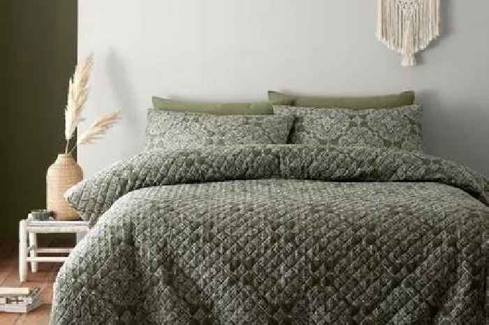 Dunelm bedding that feels 'really expensive' and comes in 3 colours gets 30% cut