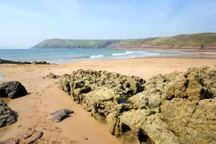 Body of man found off Welsh coast