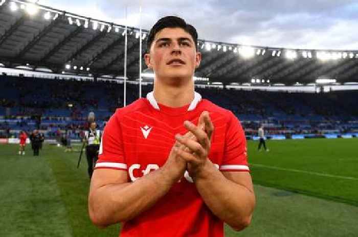 Today's rugby news as Louis Rees-Zammit inundated with pleas and late Australia v Lions change made
