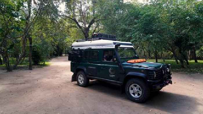 This 1999 Land Rover Defender Was Skillfully Turned Into the Ultimate Off-Grid Overlander