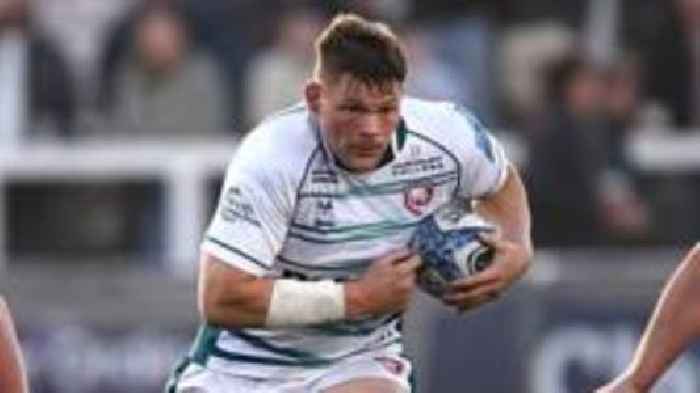Falcons sign forward Clarke from Gloucester