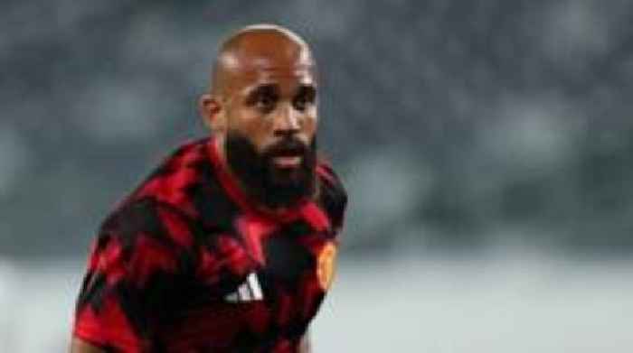 Mbeumo to make Man Utd debut against Everton