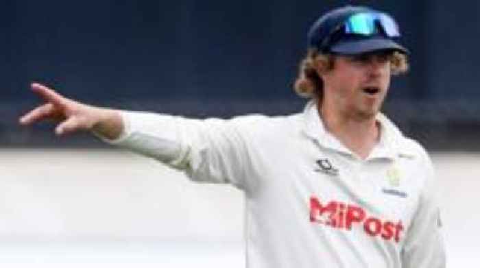 Glamorgan captain Northeast plans contract talks