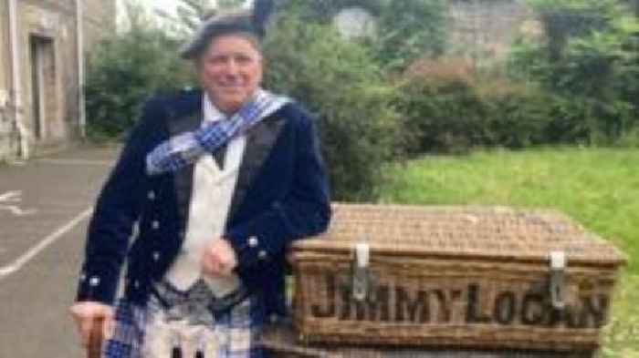 End of the road for tenor's Sir Harry Lauder show
