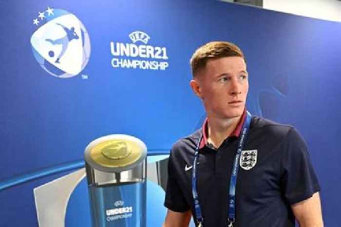 England aims, midnight announcement, terrace chant - Elliot Anderson's Nottingham Forest story