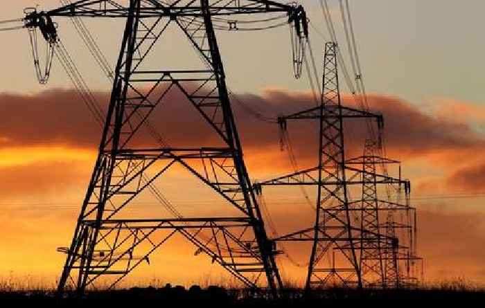 UK weather Met Office forecast leaves 26 cities on alert for power cuts for Monday