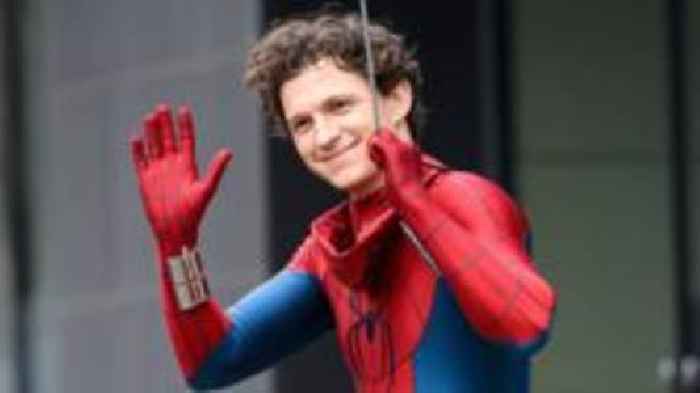 Spider-Man Tom Holland filming in streets of Glasgow