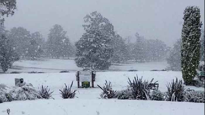 'Unusual' snow, rain and thunderstorms sweep across eastern Australia